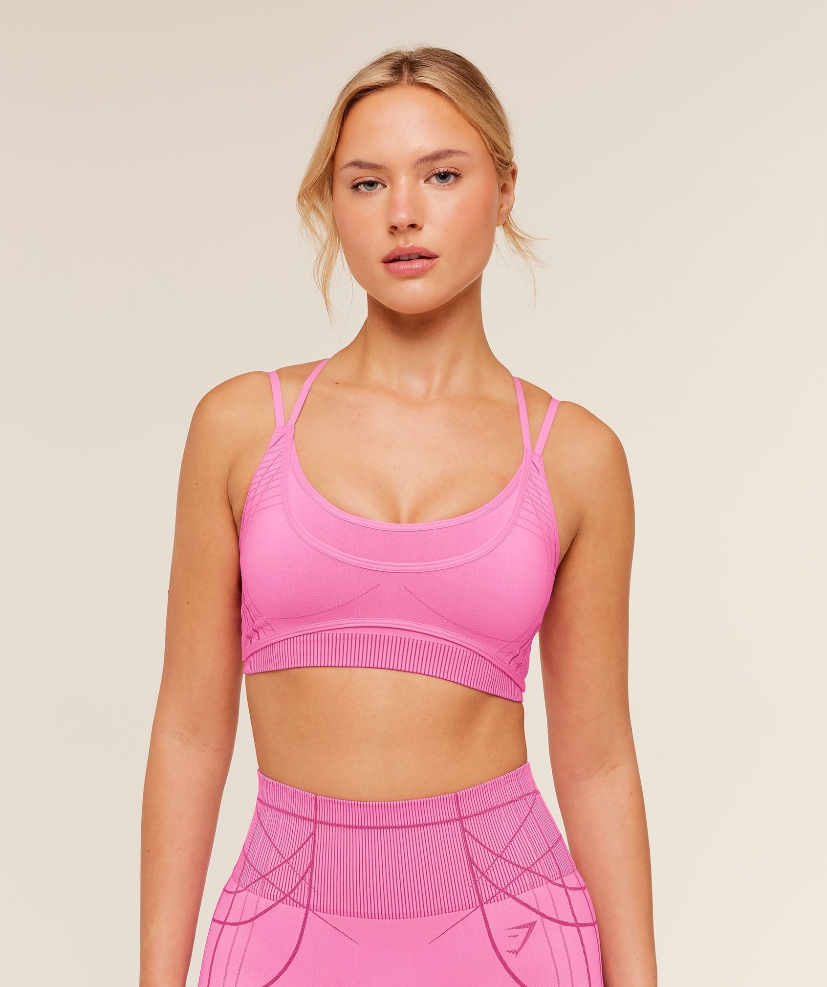 Apex Seamless Strappy Sports Bra
