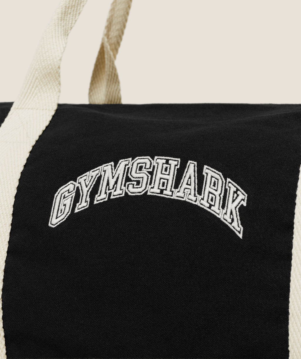 Gymshark Essentials Duffle Bag