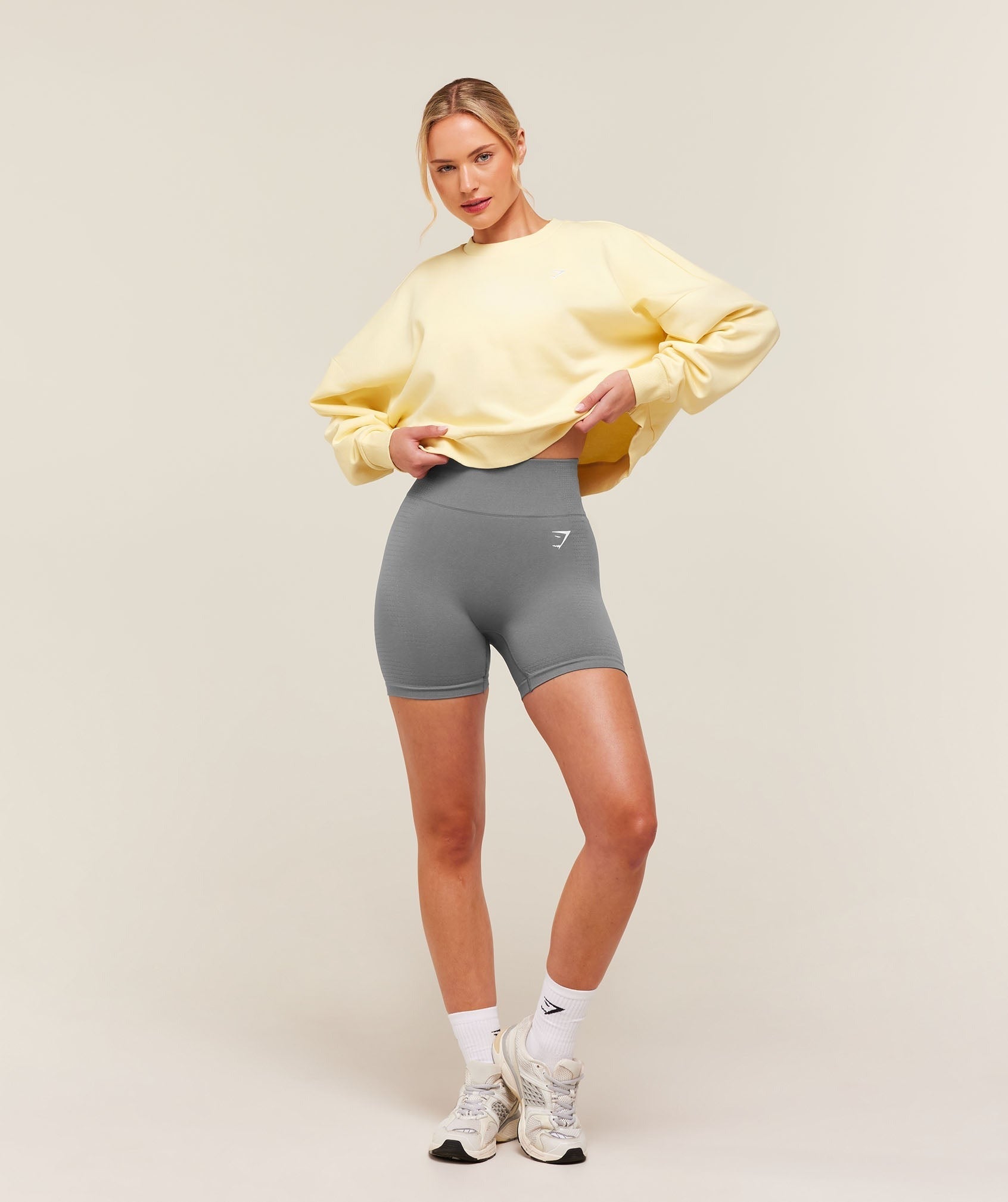Training Oversized Boxy Sweatshirt