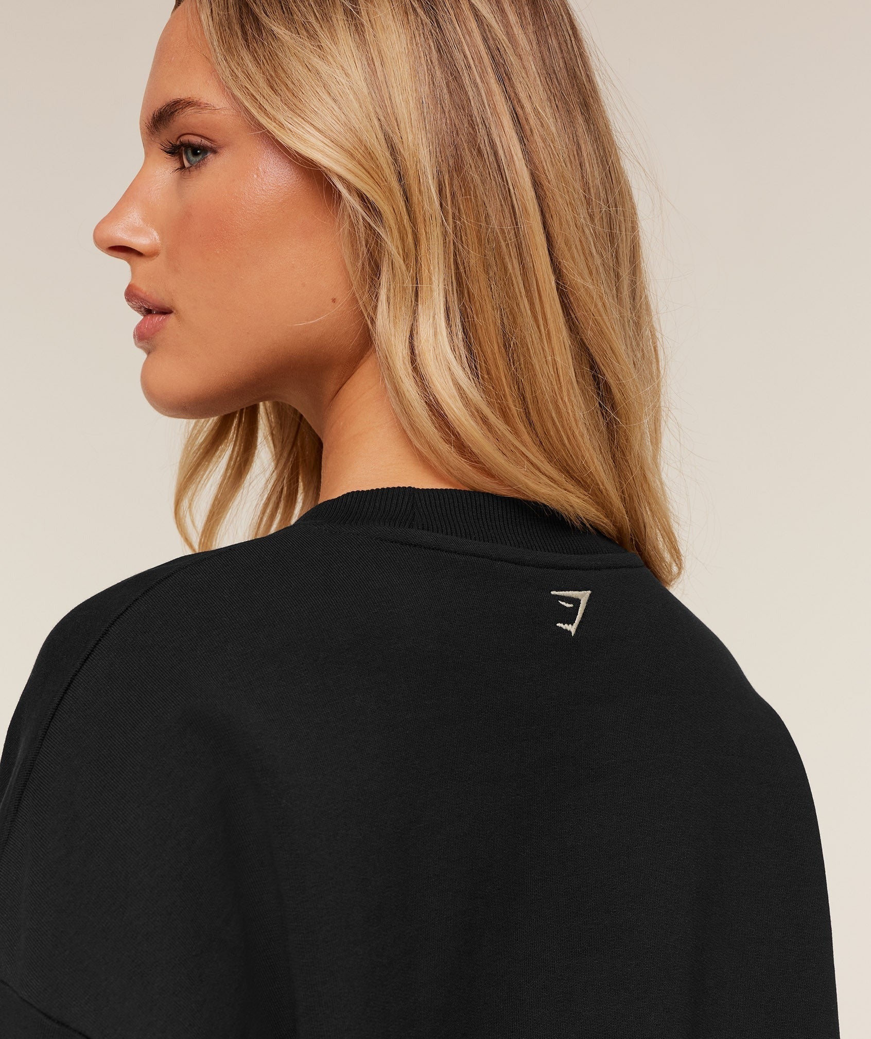 Collegiate Graphic Crew Neck Pullover