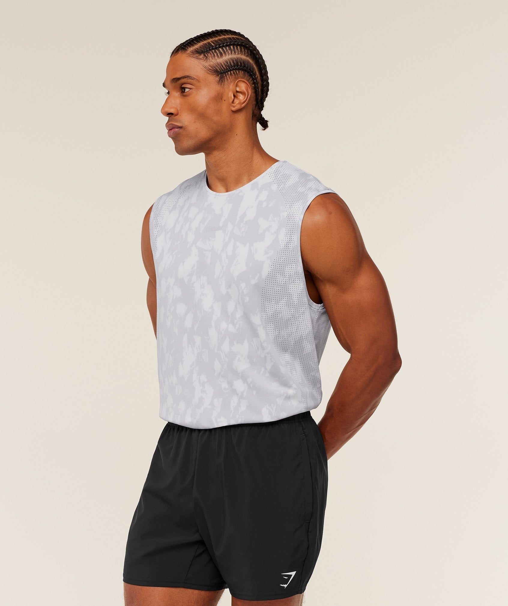Distance Seamless Tank
