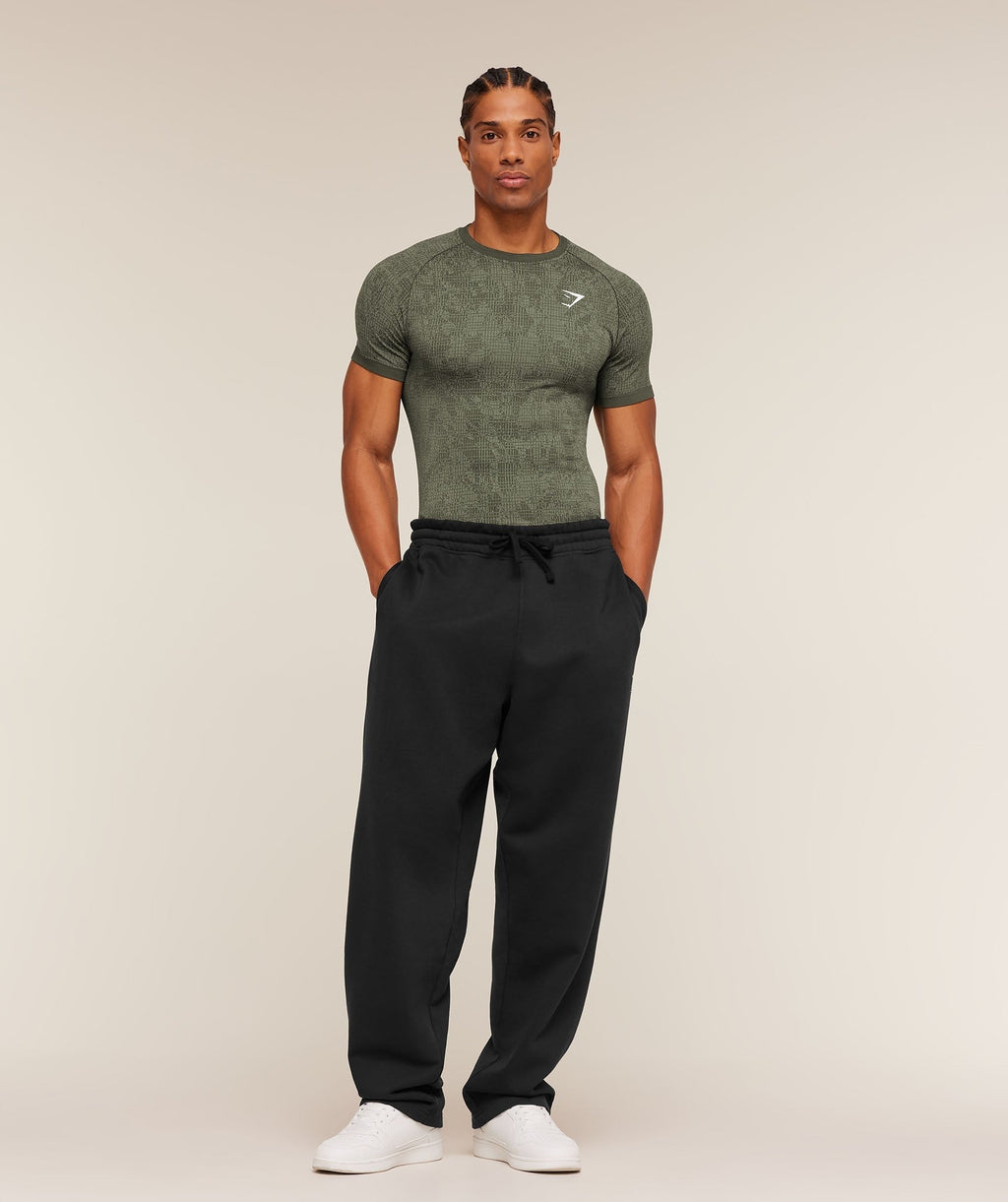 Geo Seamless Grid T-Shirt