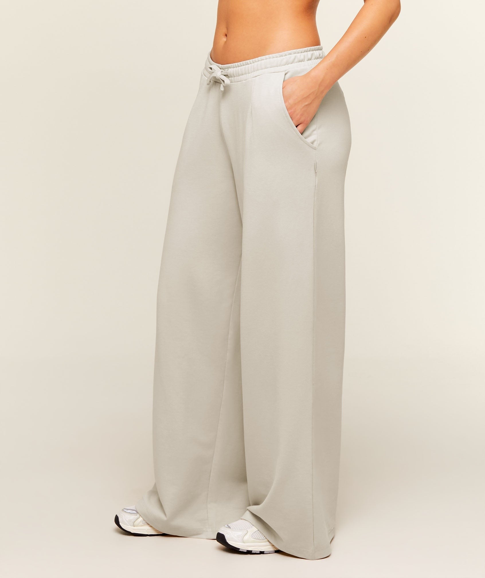 Lightweight Wide Leg Pants Regular
