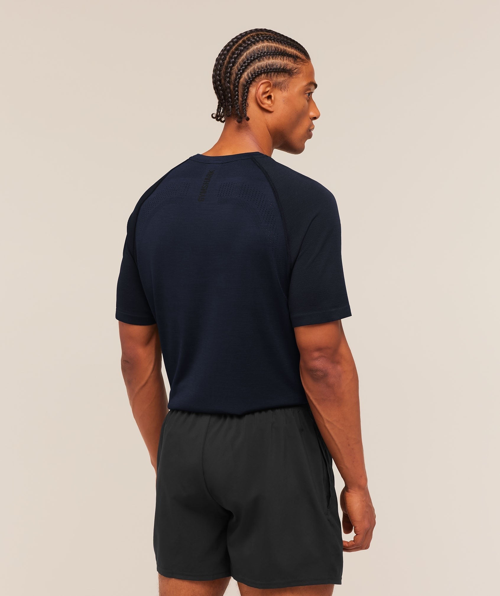 Versatile Seamless T-Shirt