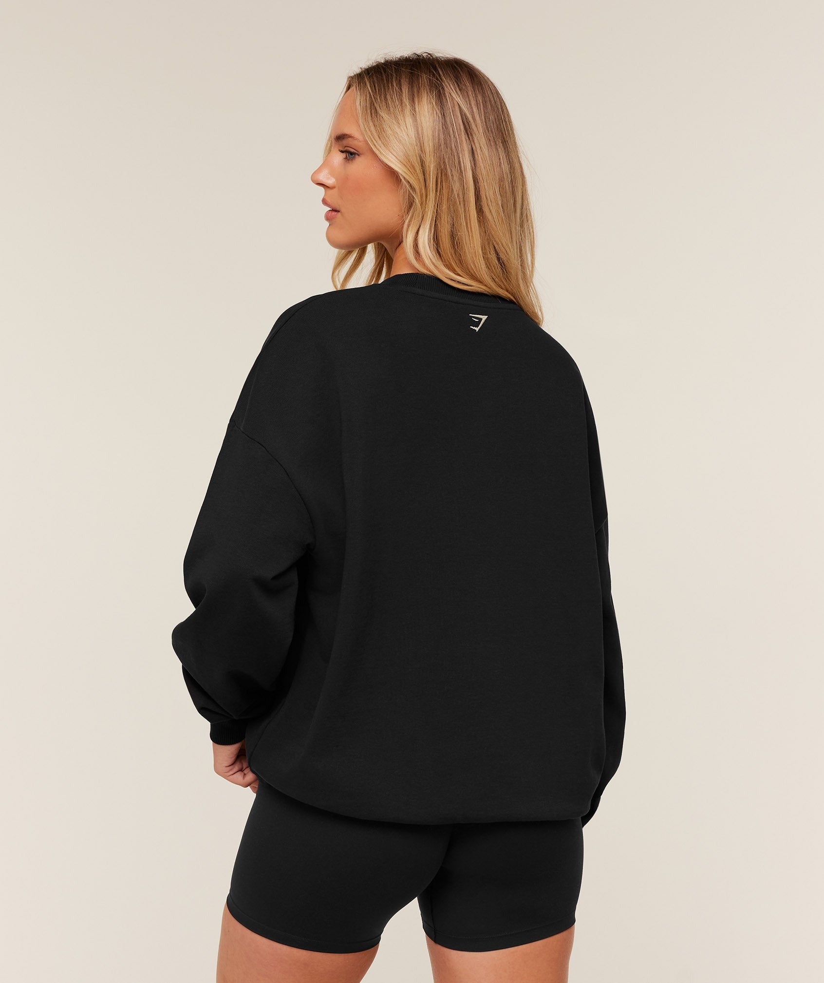 Collegiate Graphic Crew Neck Pullover