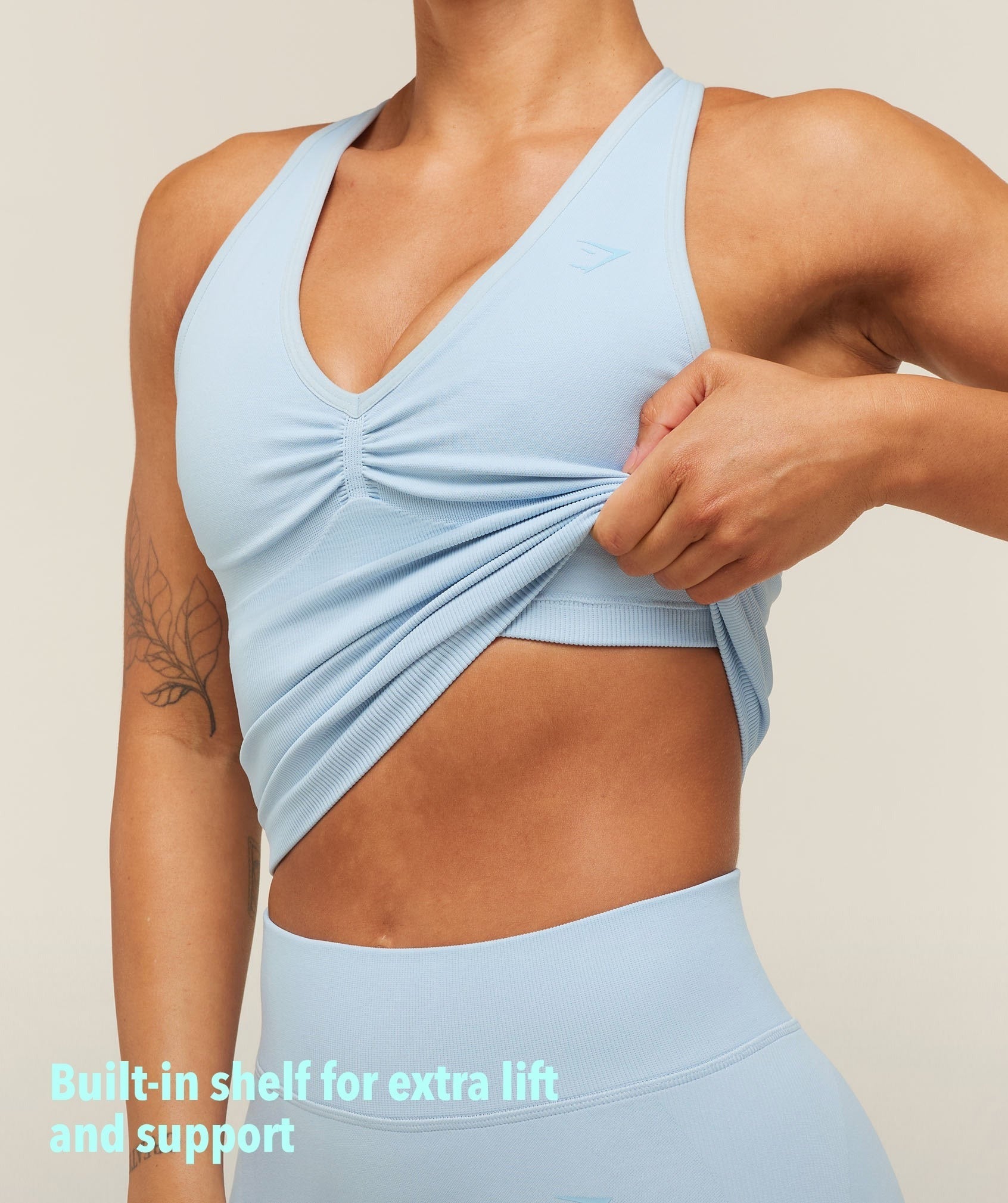 Lift Seamless Tank with Shelf