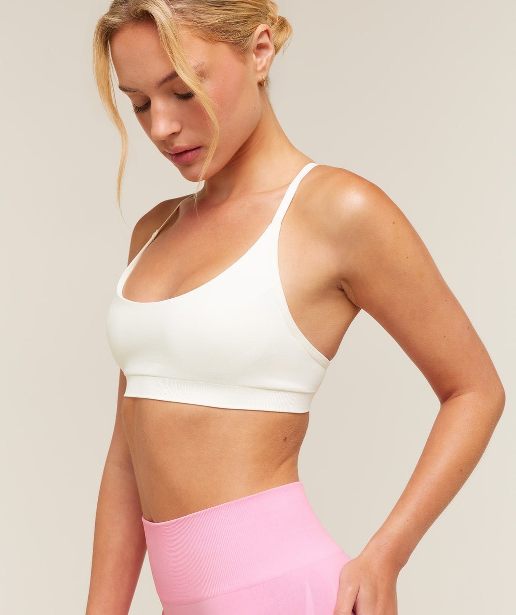 Everyday Seamless Racerback Sports Bra