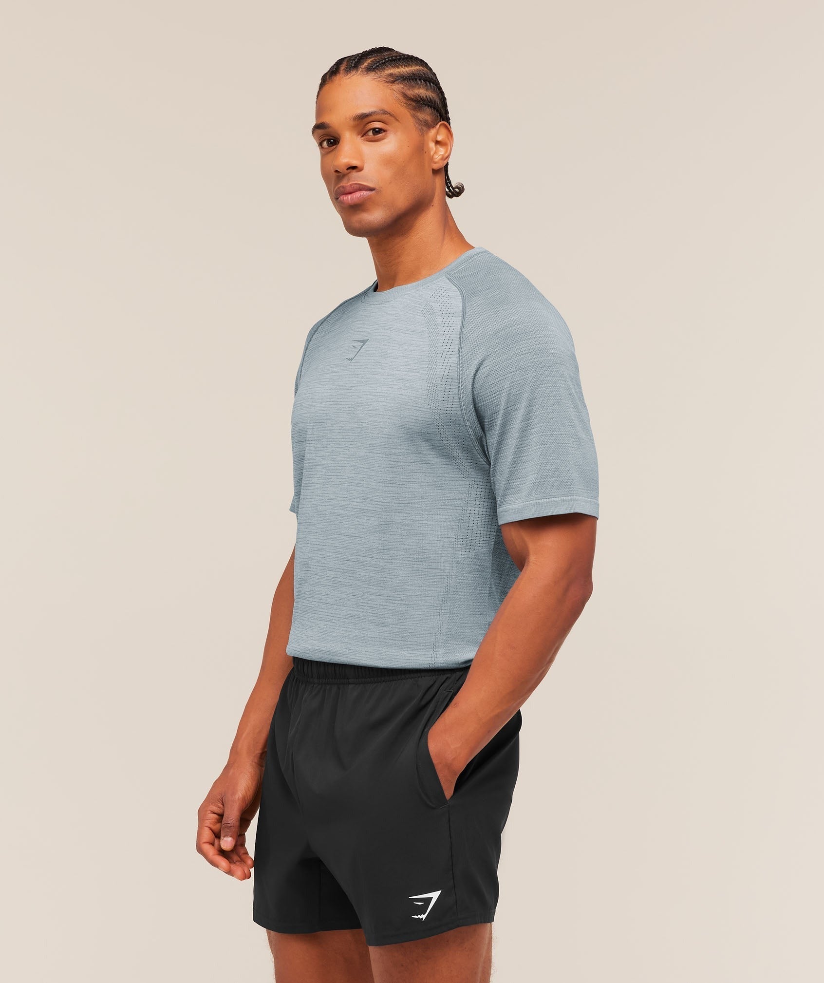 Versatile Seamless T-Shirt