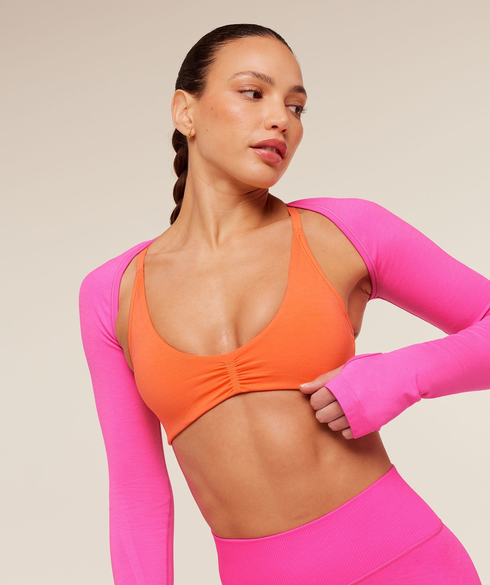 Interval Seamless Shrug