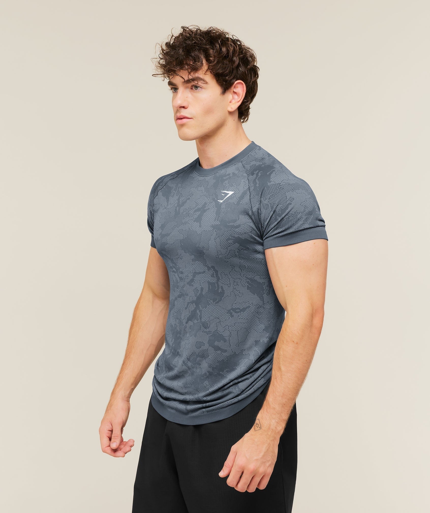 Geo Seamless T-Shirt