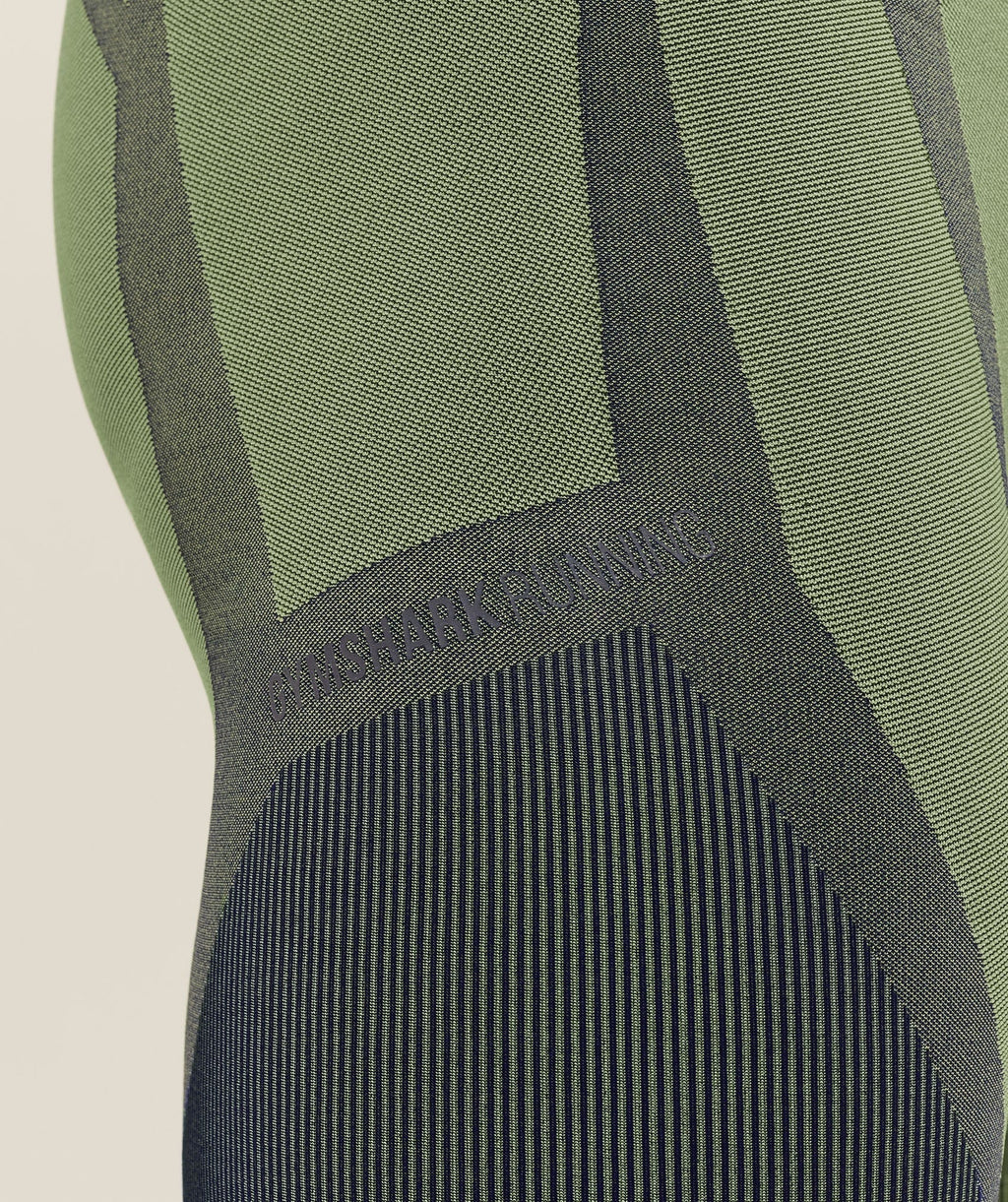 Seamless Running Half Tight