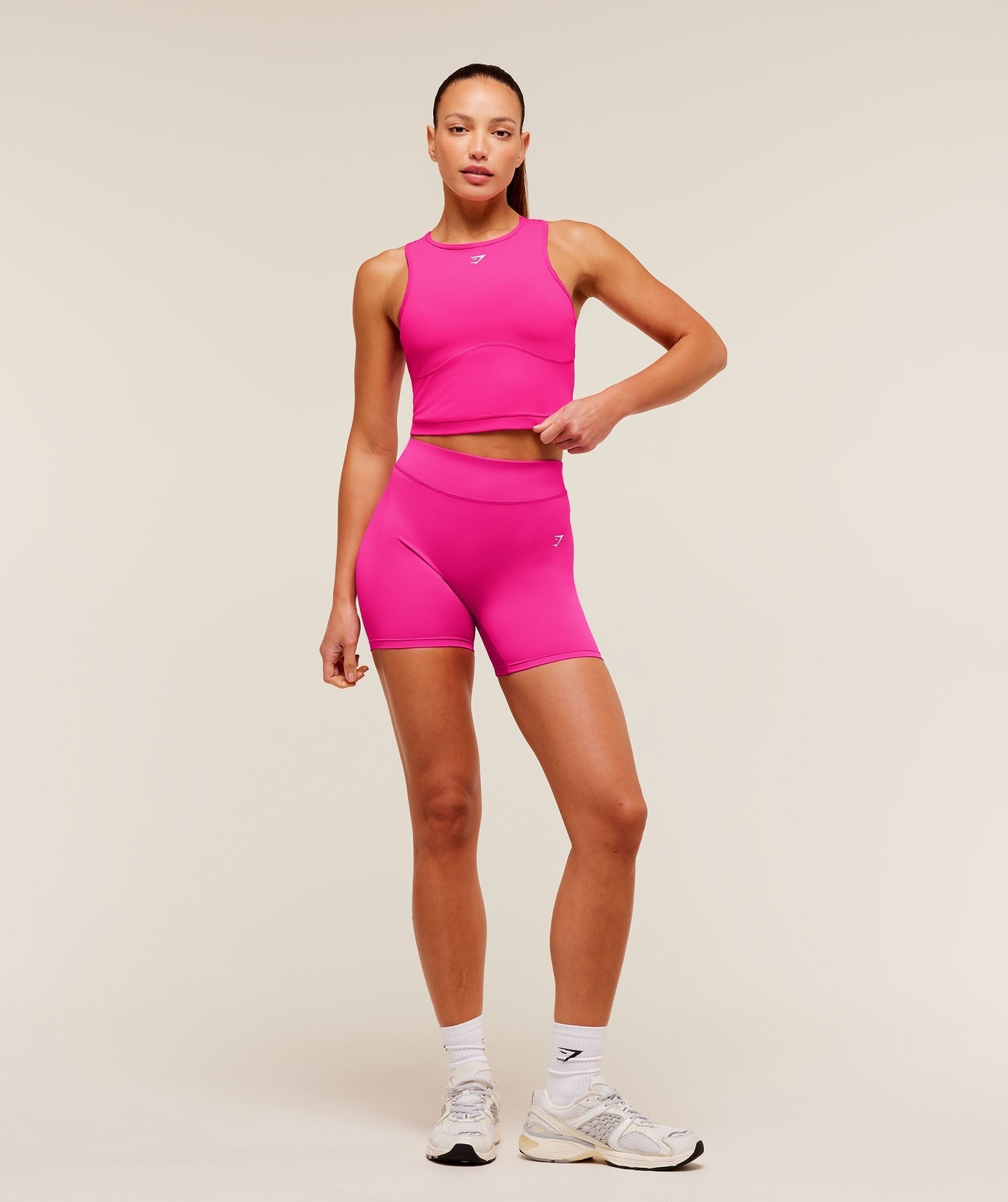 Lifting Dipped Crop Tank