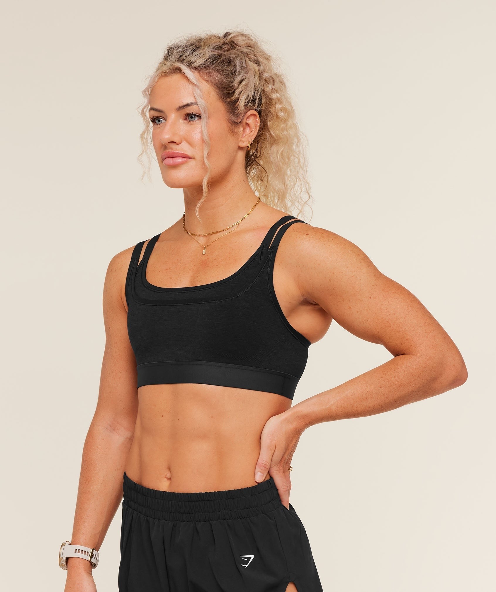 Interval Seamless Medium Support  Sports Bra