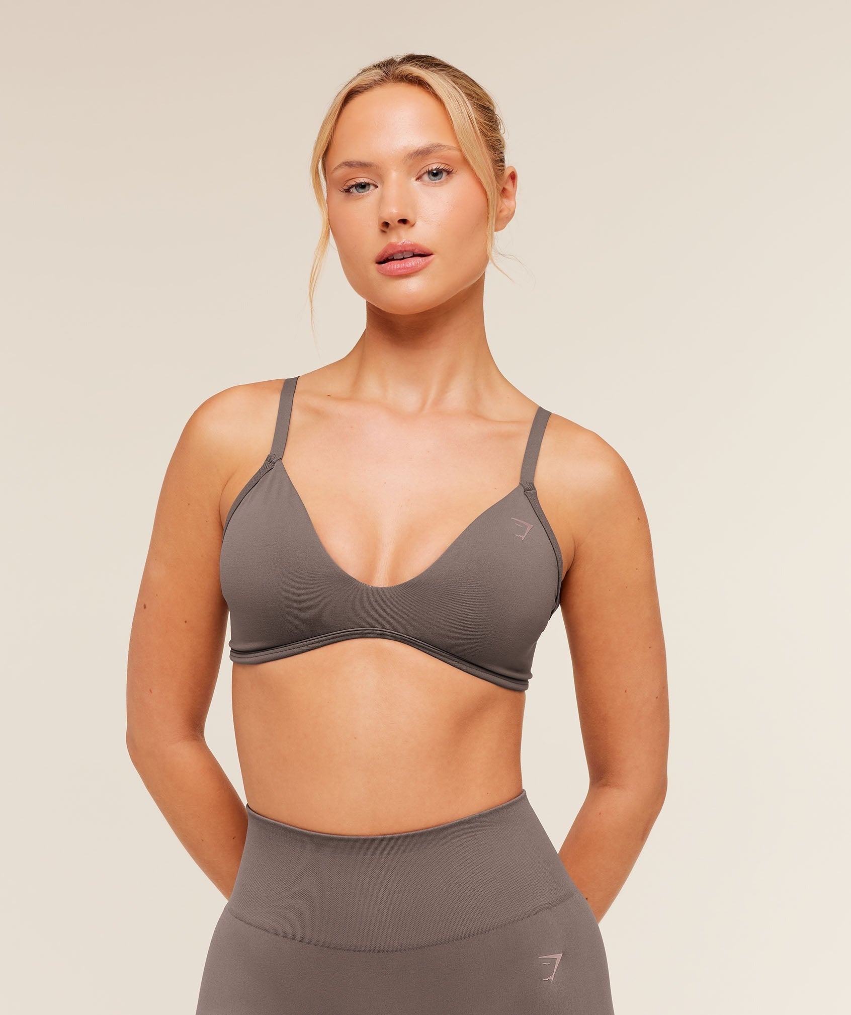Soft Sculpt V-neck Sports Bra