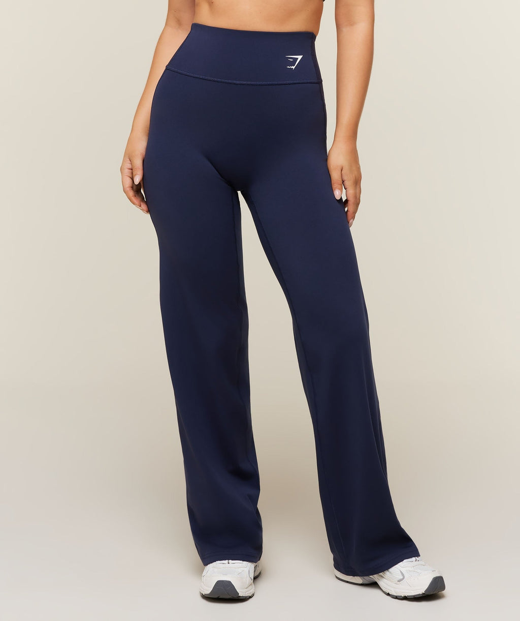 Training Straight Leg Short Leggings