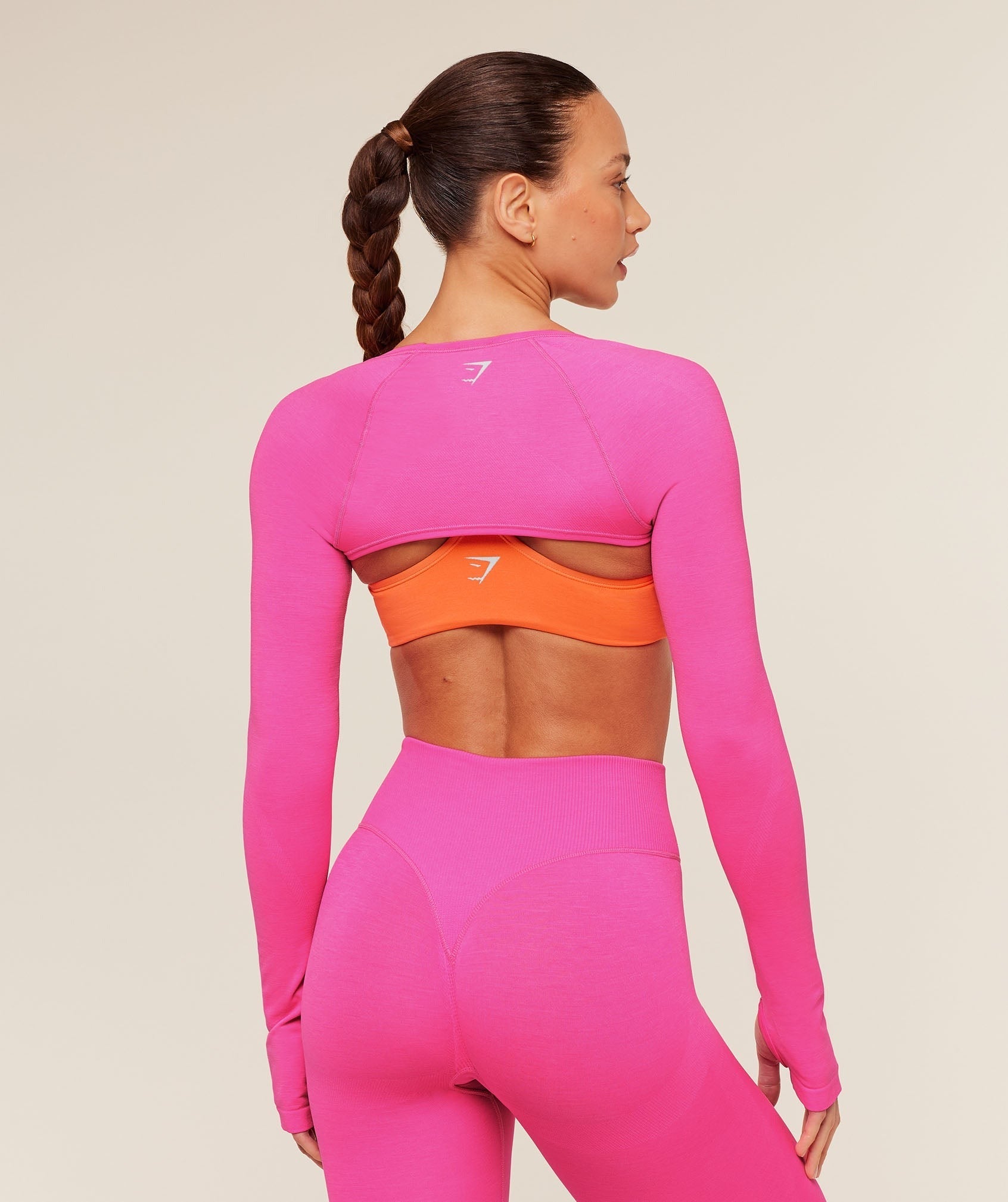 Interval Seamless Shrug