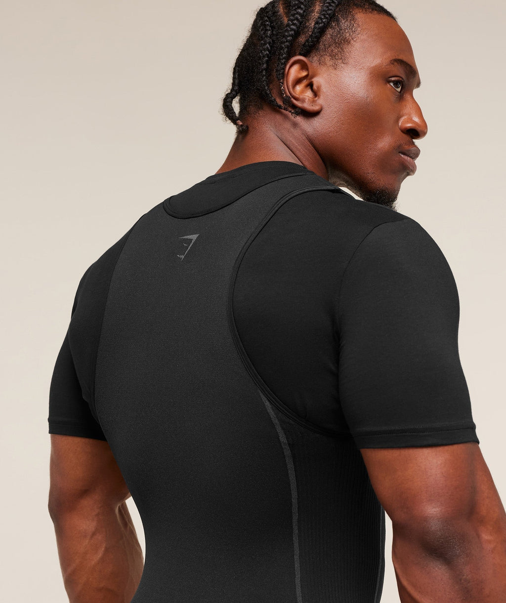 Seamless Singlet