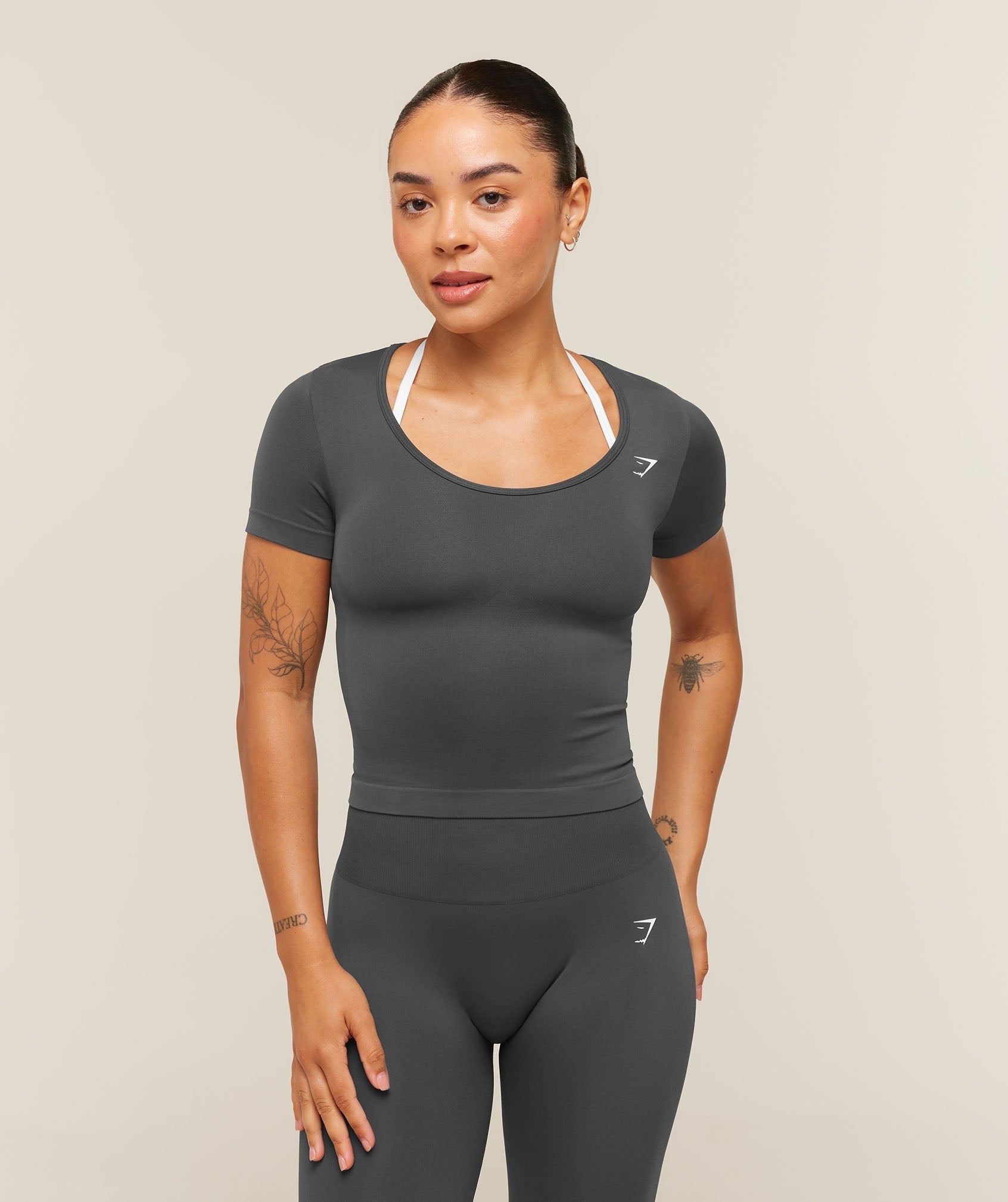 Everyday Seamless Tight Fit Crew Neck Tee
