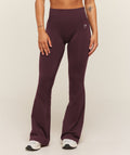 Everyday Seamless Flared Leggings