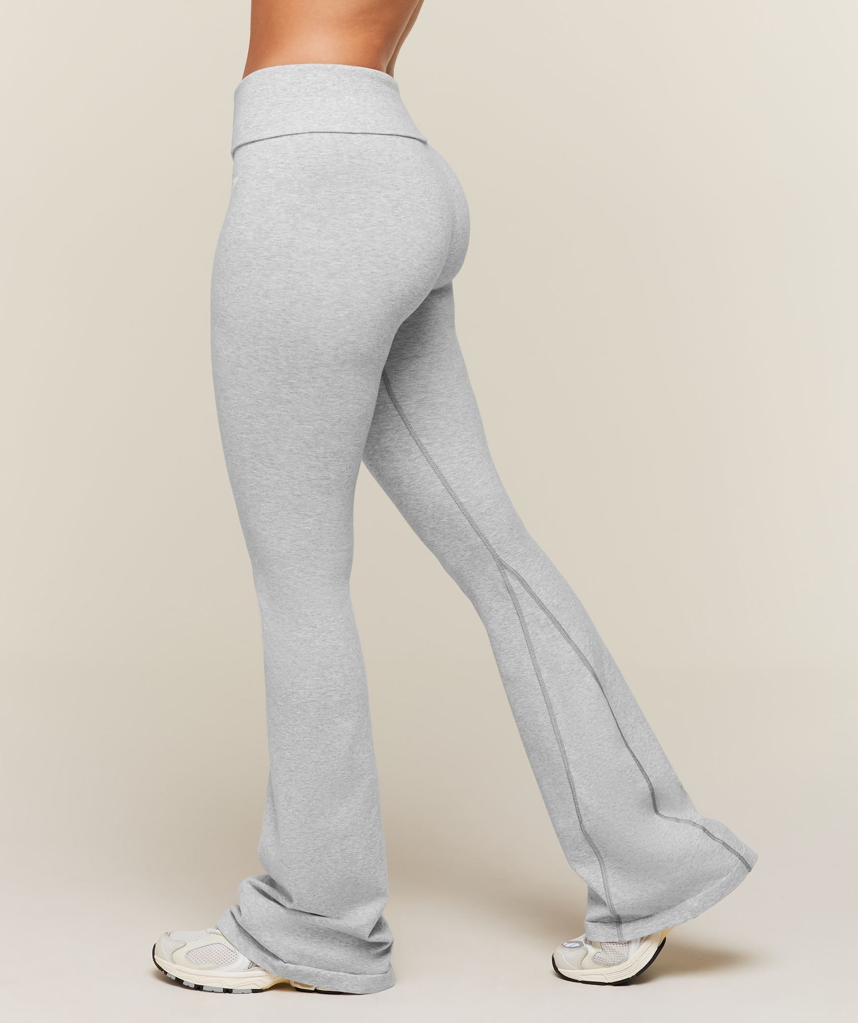 CottonMove™ Flared Leggings