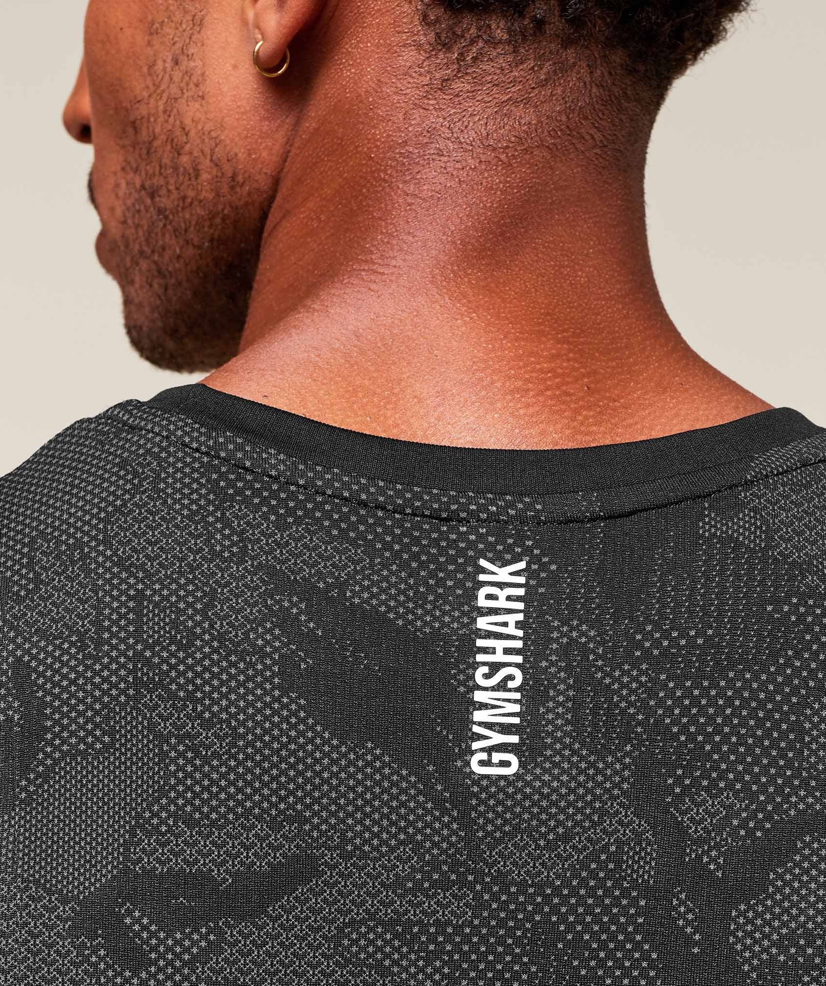 Geo Seamless Tank