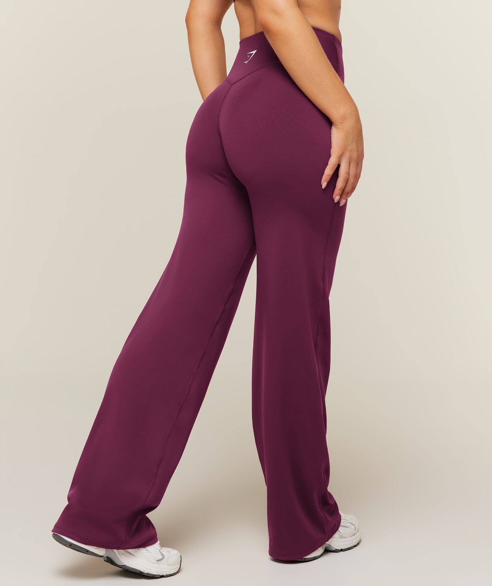 Training Straight Leg Short Leggings