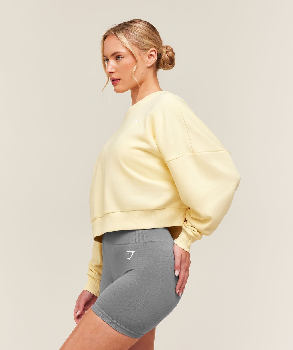 Training Oversized Boxy Sweatshirt