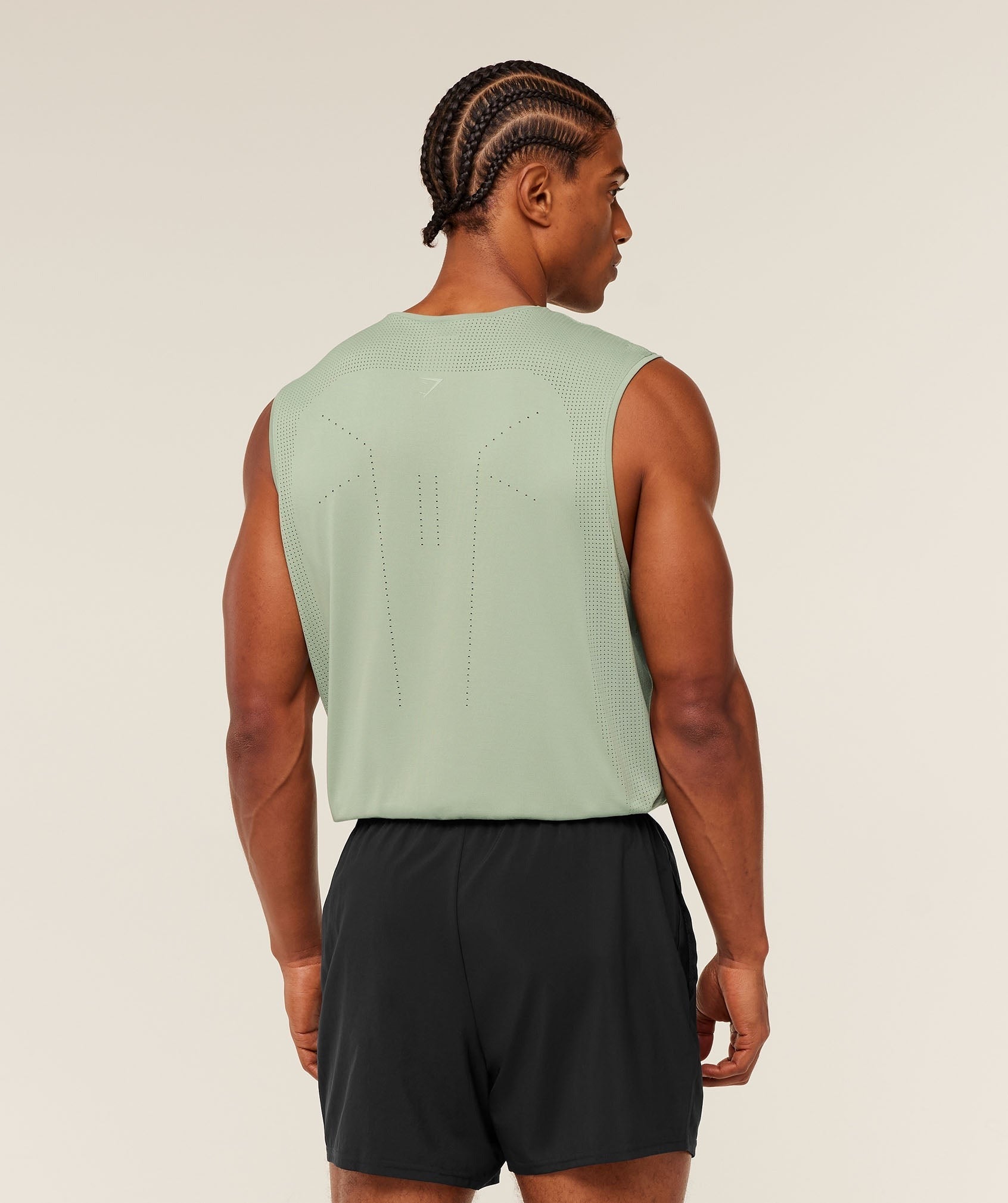 Distance Seamless Tank