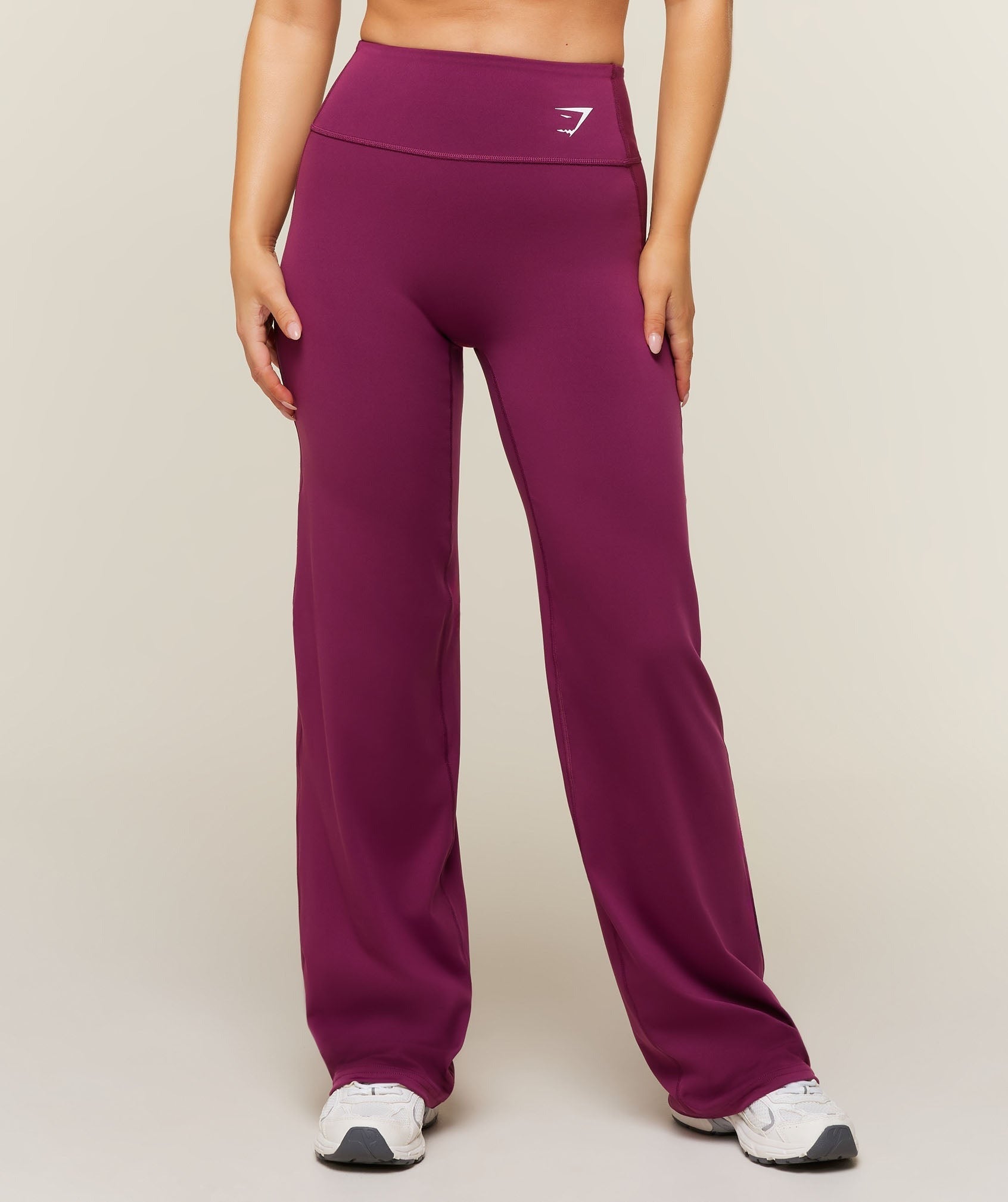 Training Straight Leg Short Leggings
