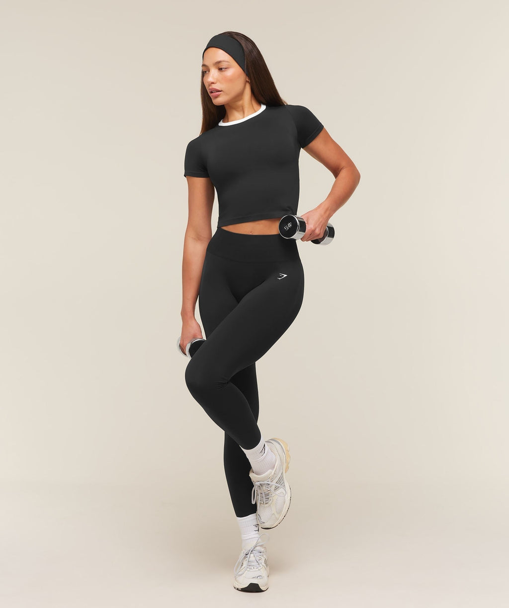 Everyday Seamless Contrast T-Shirt