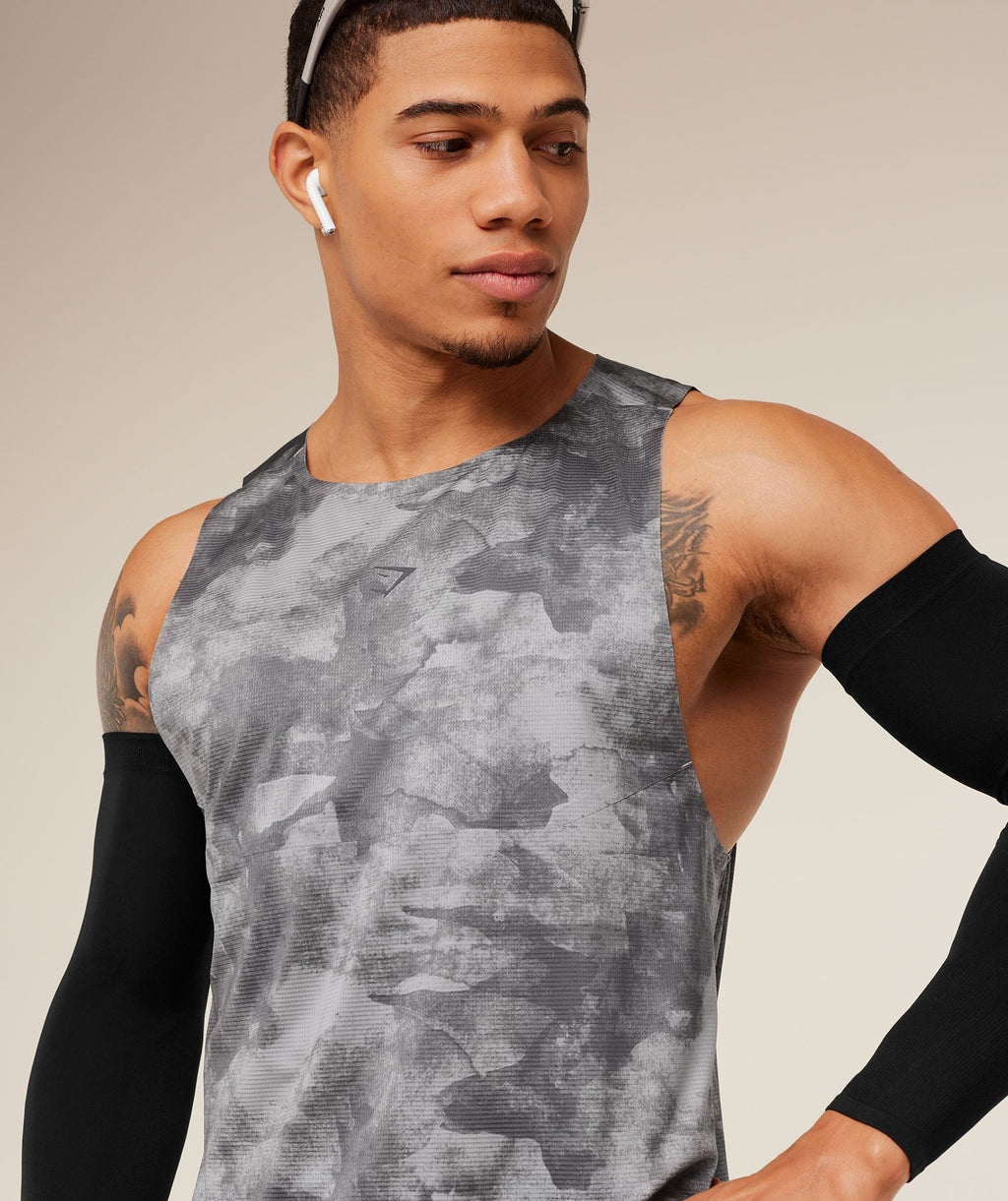 Running Elite Tank