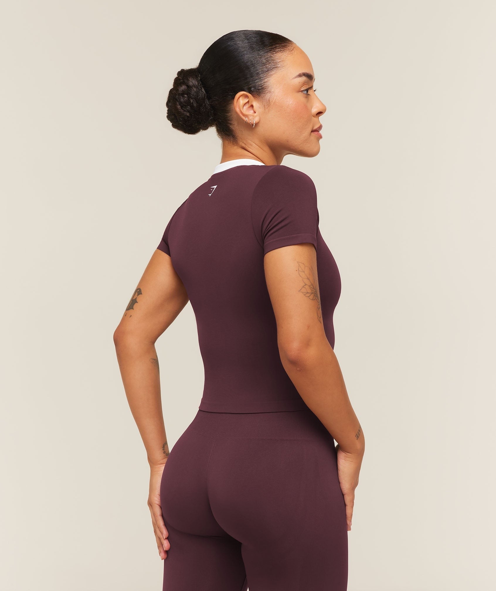 Everyday Seamless Contrast T-Shirt
