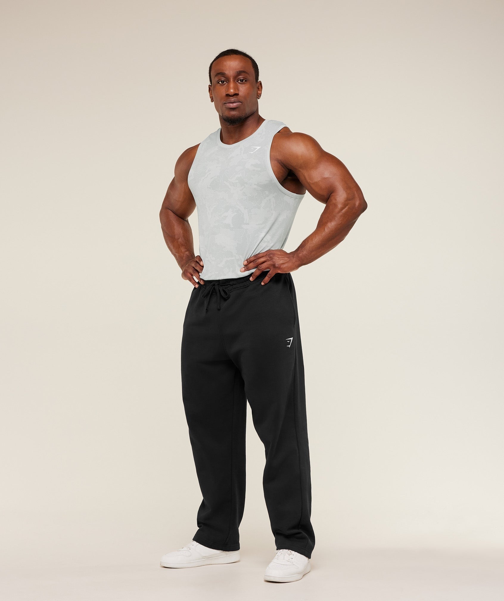 Geo Seamless Tank