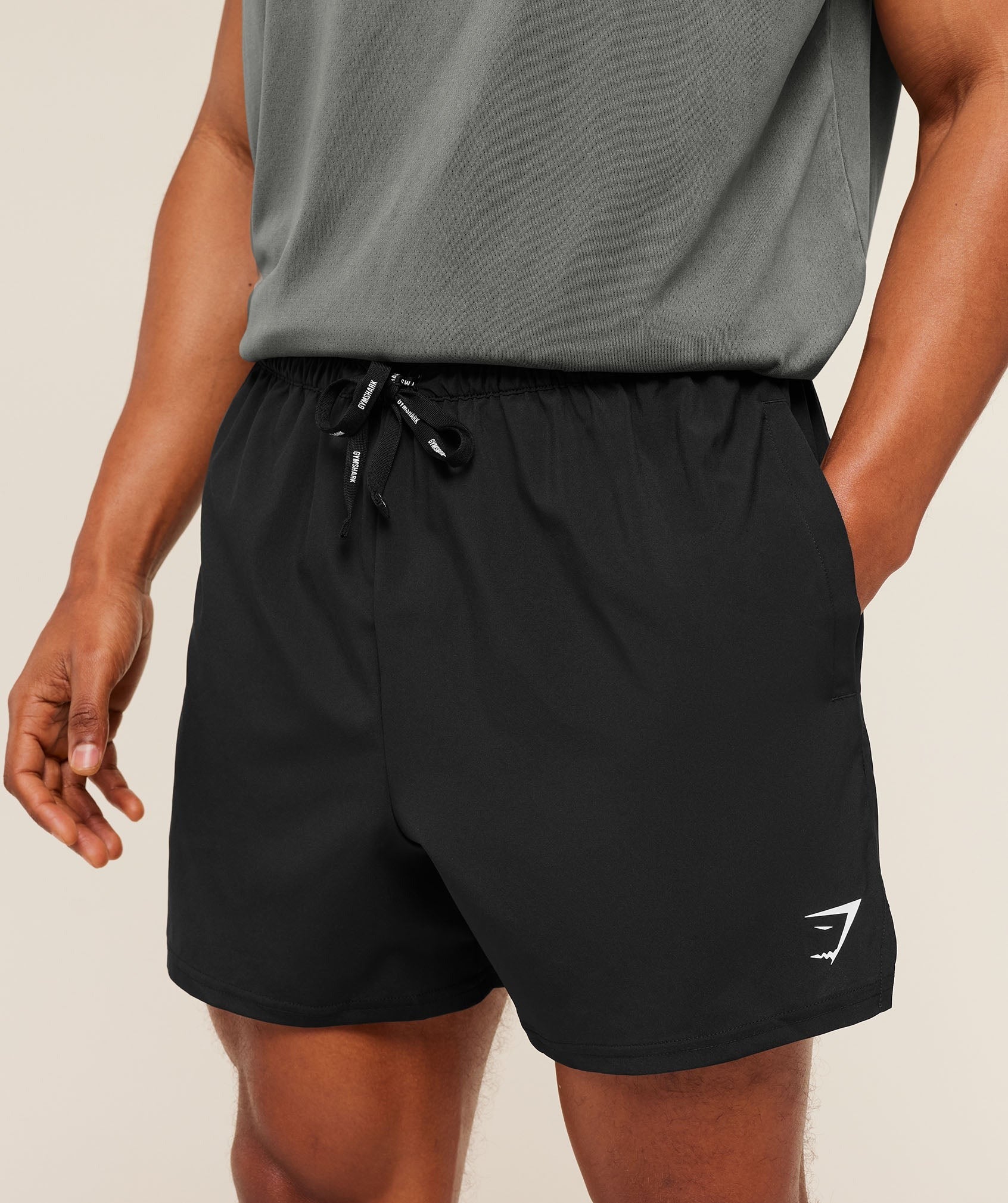 Train 5" Shorts