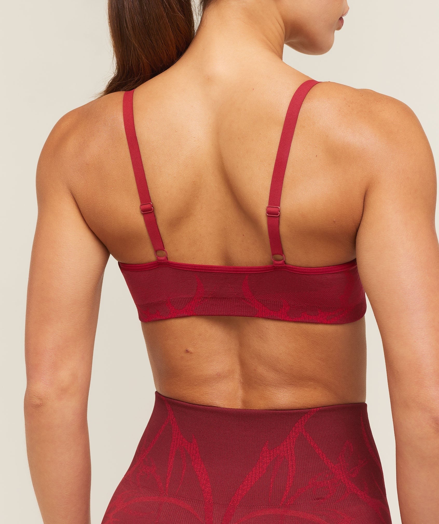 Storm Seamless Sports Bra