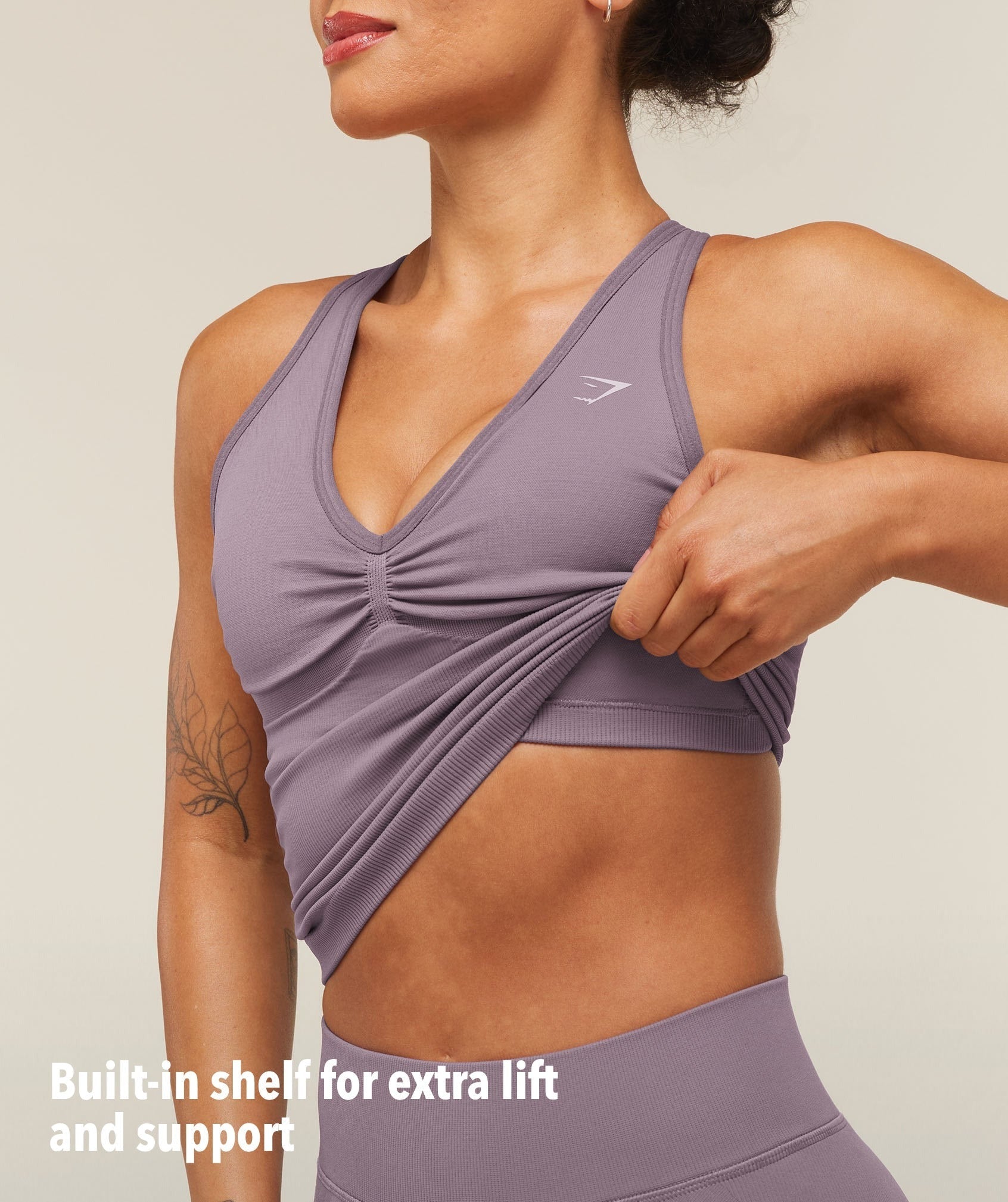 Lift Seamless Tank with Shelf