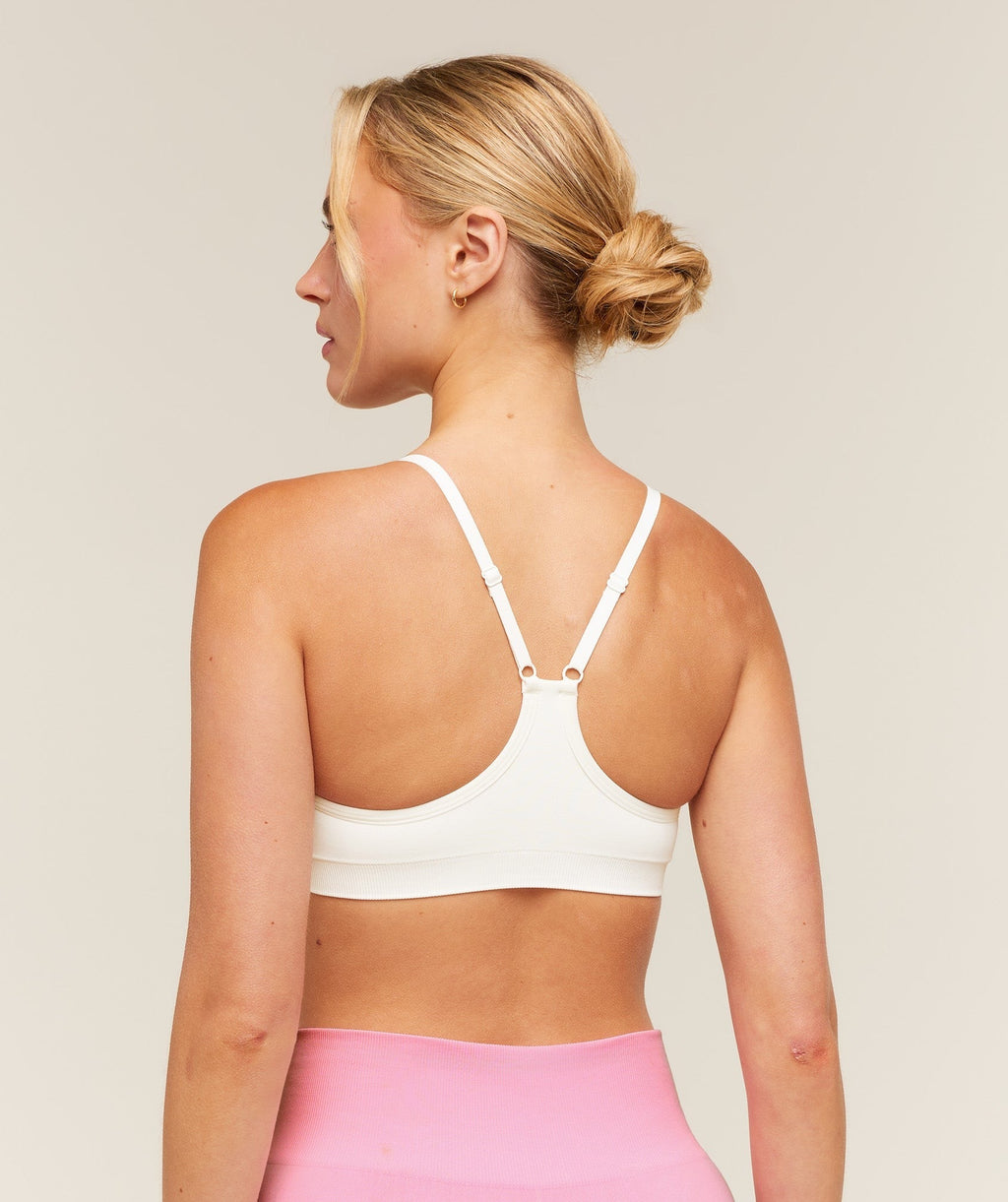 Everyday Seamless Racerback Sports Bra