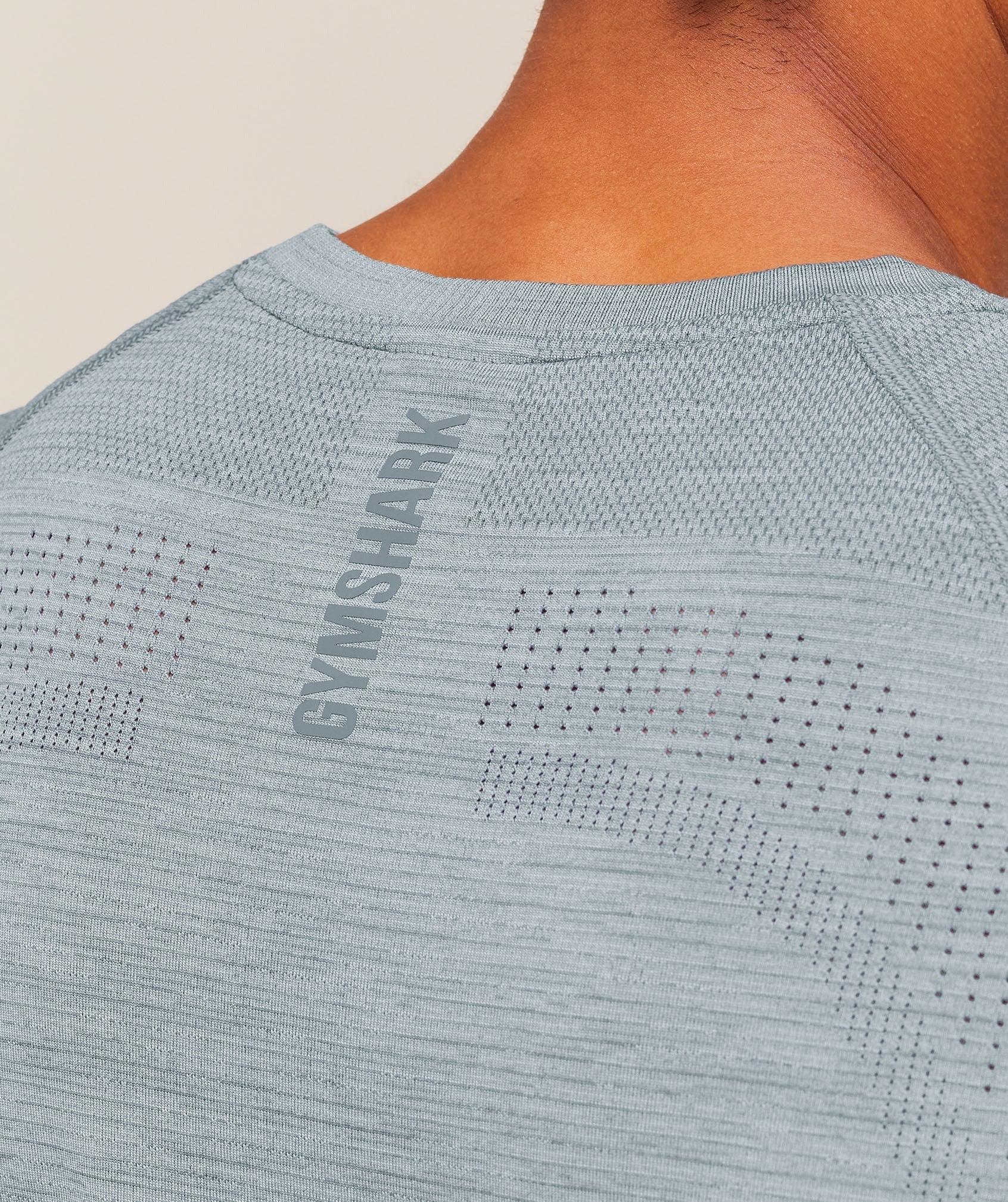 Versatile Seamless T-Shirt