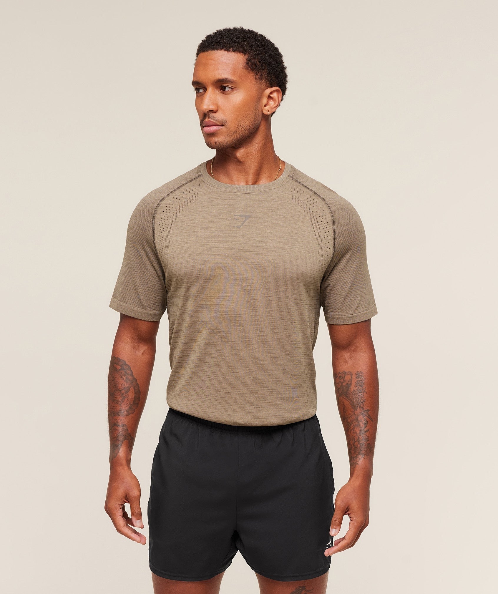 Versatile Seamless T-Shirt