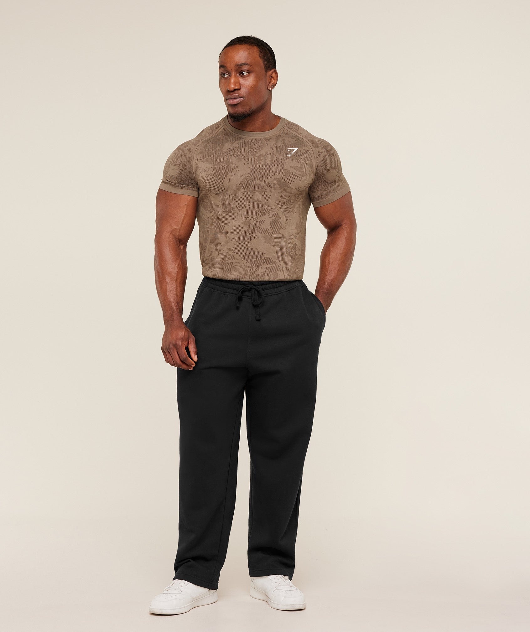 Geo Seamless T-Shirt