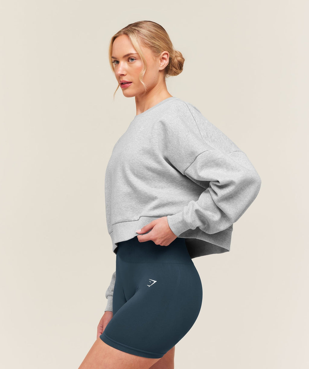 Training Oversized Boxy Sweatshirt